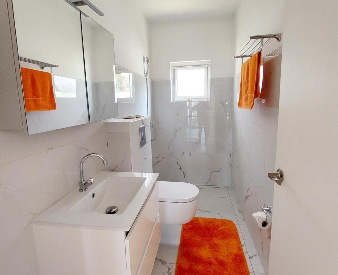 Casa Antonia Villapark Fontein Mit Salzwasserpool Екстериор снимка